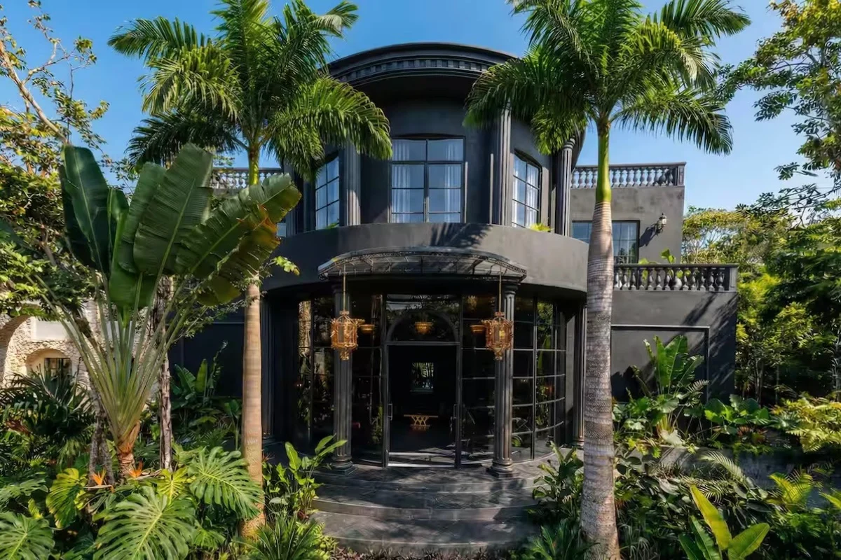 Villa exterior with palms